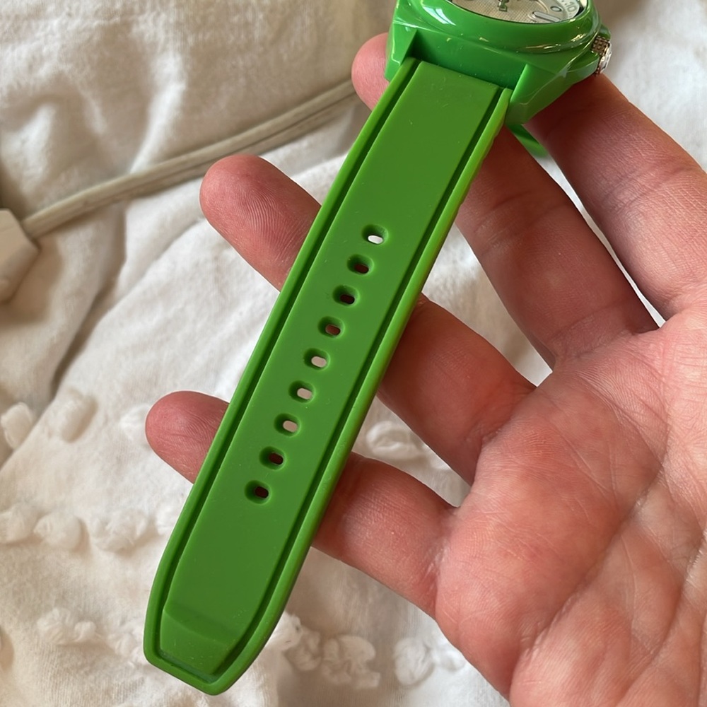 Vintage Bright green DKNY watch Brand new never been used - Picture 8 of 17